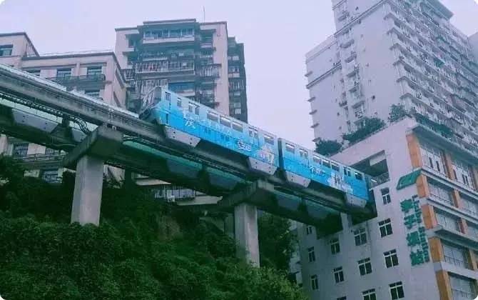 九游app：2024重庆自驾游路线最全攻略：自由行攻略和线路大揭秘(图3)