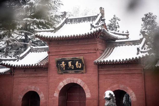 九游体育：6条自驾路线在路上看遍绝美风景！(图34)