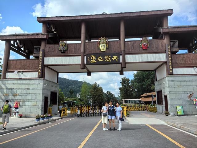 重庆到贵州自驾游6天5晚打卡6个景区这个旅游攻略绝对适合您(图27)