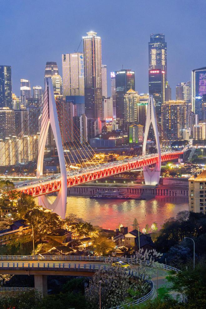 九游体育：成都重庆旅游攻略七日游多少钱？成都景点旅游路线攻略纯玩(图2)