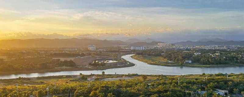 九游app：2024三亚旅游攻略第一次去三亚旅游攻略自己游(图1)