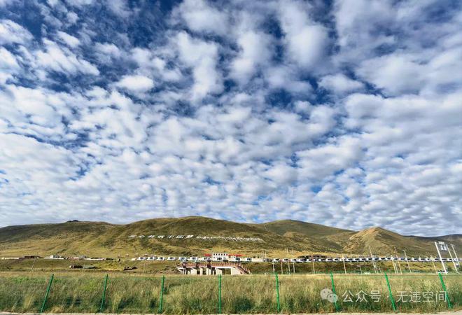 九游体育：川西自驾游：色达五明佛学院此生必游之地！（最新收藏级攻略）(图16)