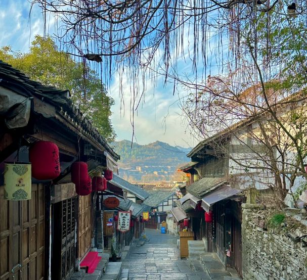贵州必去的旅游景点2024州旅游必看自由行攻略(图3)