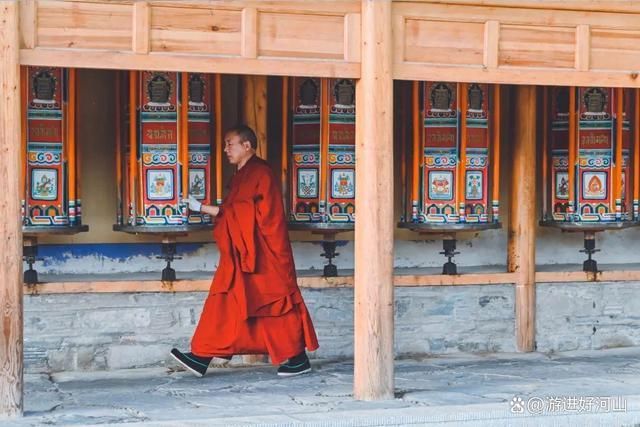九游体育：2024甘南旅游最佳时间+路线规划+景点推荐(图1)