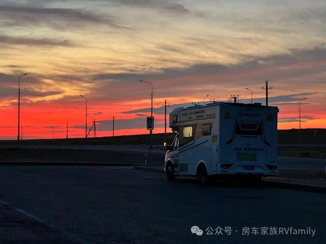 凌晨波折一路挑战！2024年房车家族亚欧之旅游记（七十五）(图1)