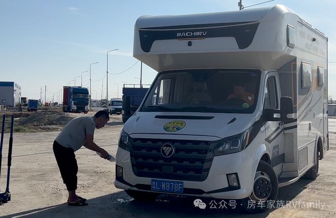 凌晨波折一路挑战！2024年房车家族亚欧之旅游记（七十五）(图5)