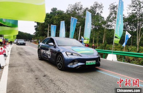 环热带雨林国家公园旅游公路通车(图1)