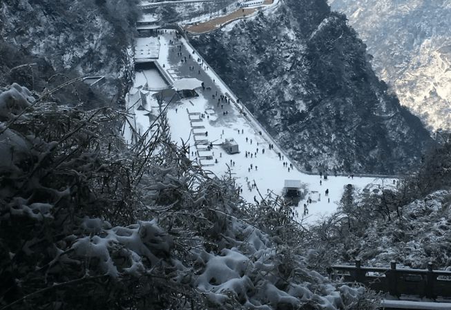 九游app入口：从广东出发张家界五日自驾游：路线、景点美食与费用全攻略(图3)