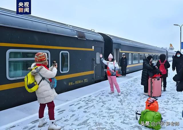 退休族必看！旅游专列是坑还是福真相曝光！(图1)