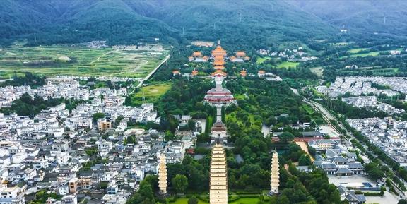 云南2024八大旅游景点推荐自驾游玩的好地方(图9)