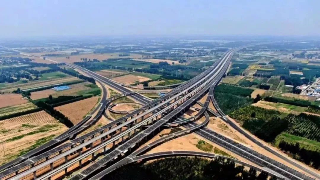 【直击现场】五一出行有保障：交通部门全力护航市民假期旅途(图1)