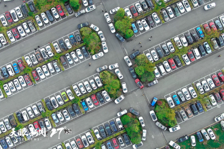 自驾游贵州热搜暴涨(图1)