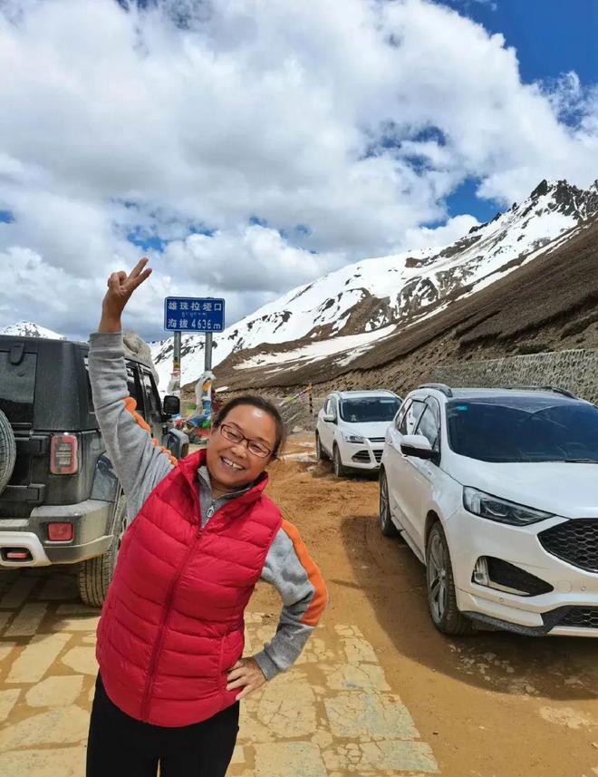 “50岁自驾游阿姨”登上戛纳红毯(图2)