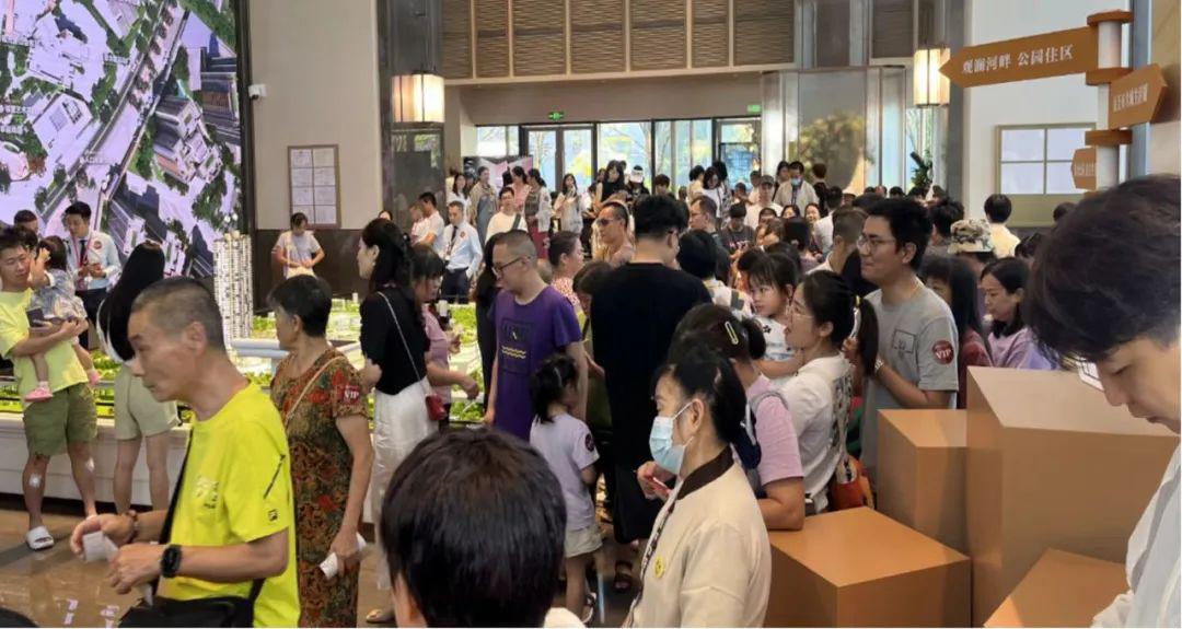 深圳惊现75平3房2卫王炸户型本周日开盘比周边便宜50万起！(图2)