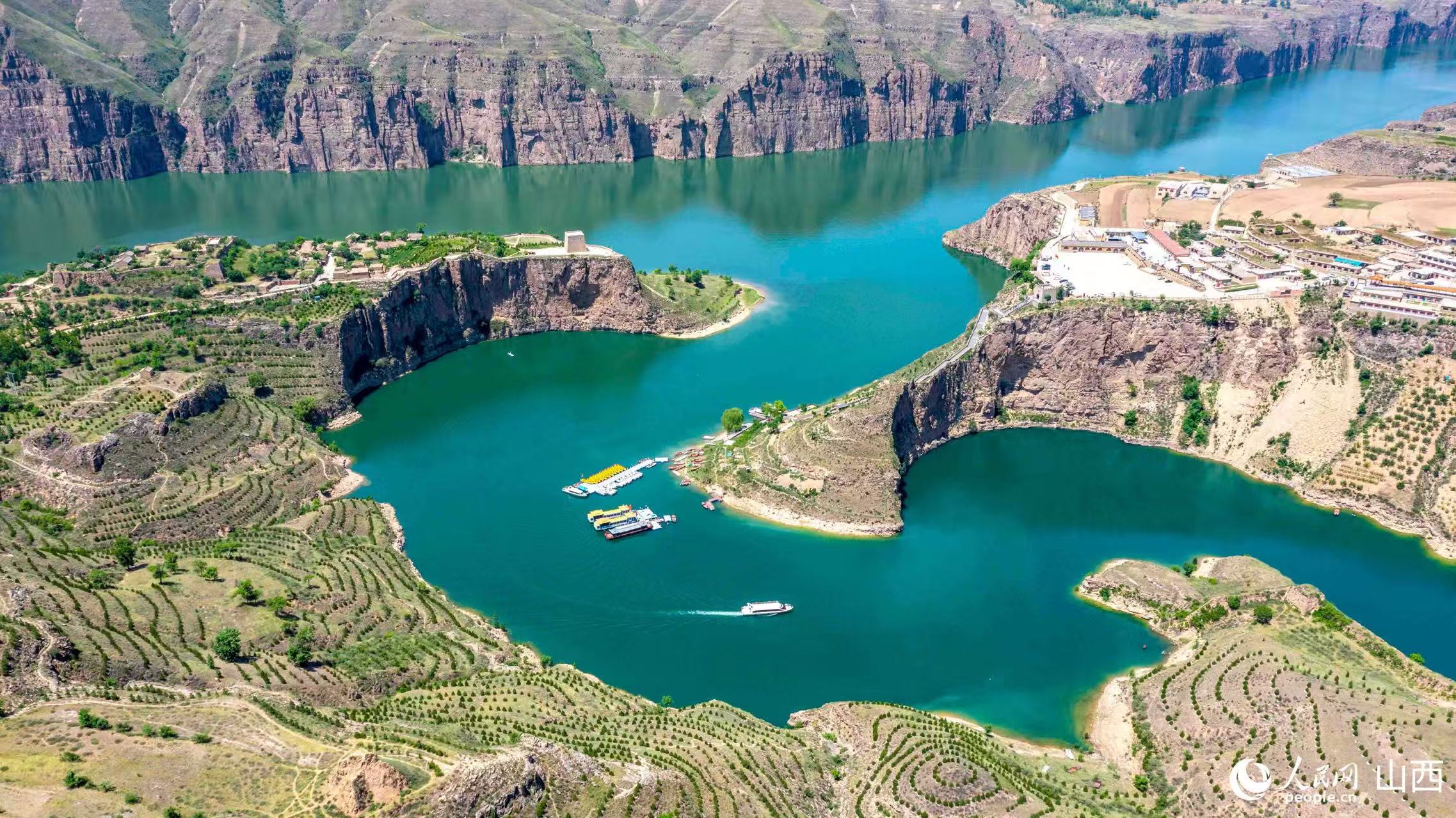 九游app：行进中国一路风景一路歌(图2)