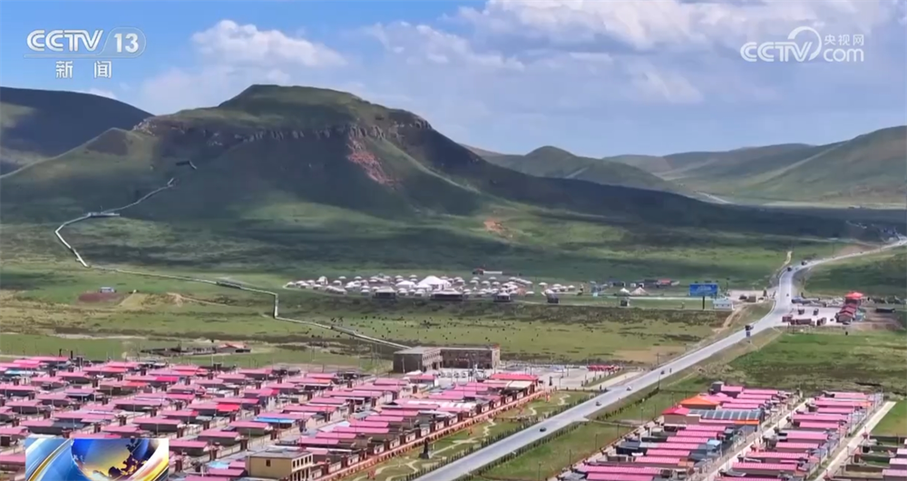 九游app：当“绿水青山就是金山银山”照进现实世代游牧的藏族群众吃上了旅游饭(图4)