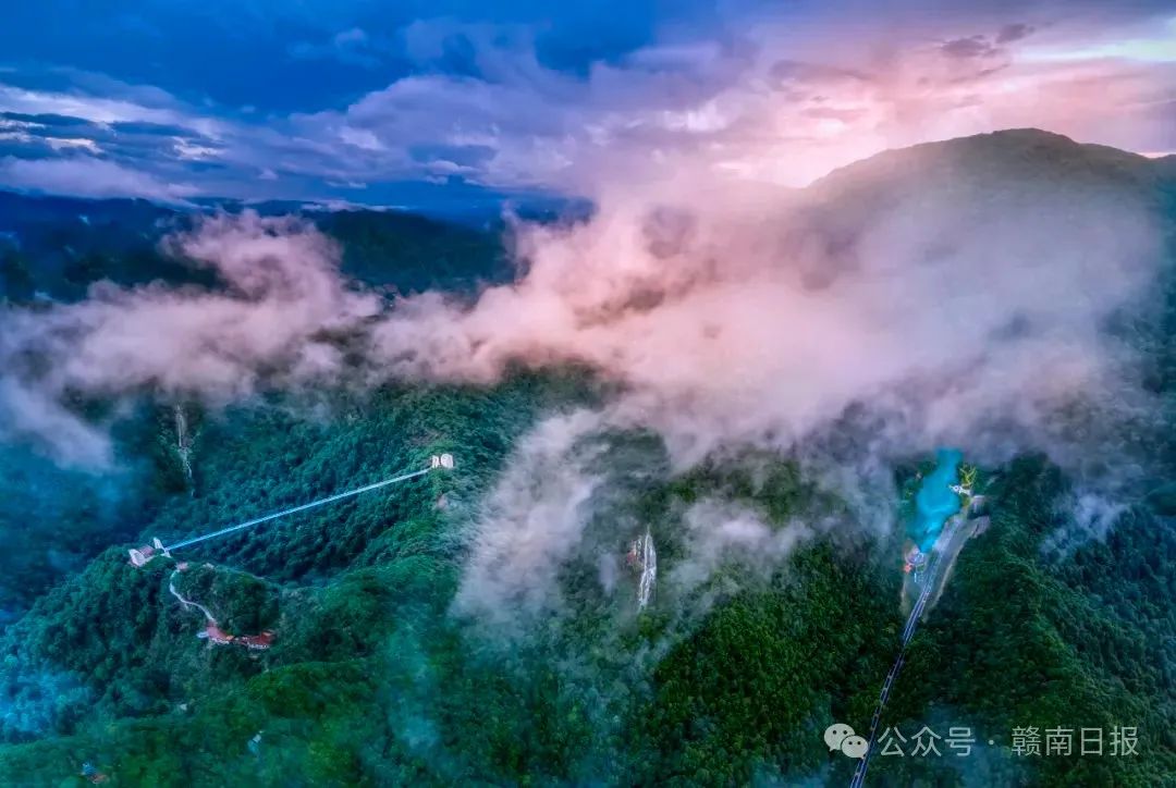 早安赣州｜赣州这条自驾线全国十大最美！(图1)