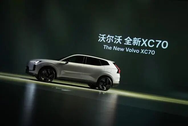 九游体育：于柯鑫：XC70是沃尔沃超混领域的一张狠牌(图4)