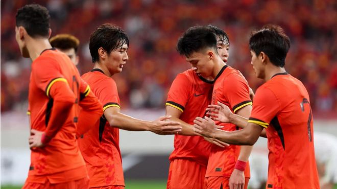 九游体育：2-1到3-0！中国队破魔咒蜕变亚洲杯黑马祈祷好签进8强有戏(图1)