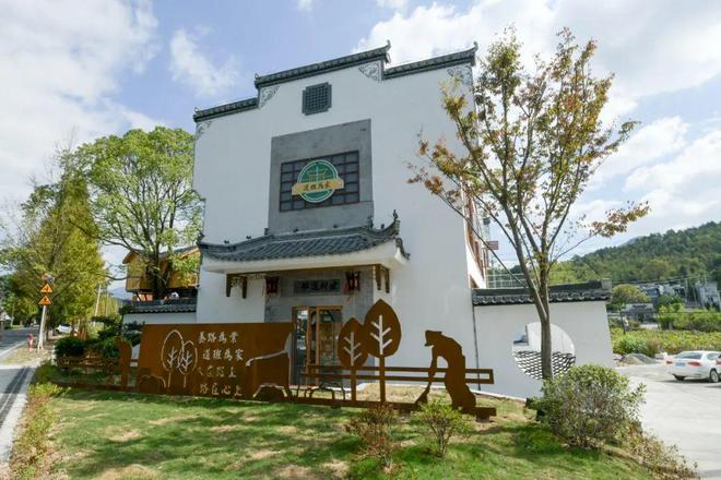 九游体育：“2024年十大最美自驾路”+1、“第一批旅游公路项目”+3(图6)