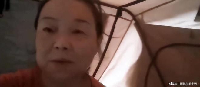 五年后再看61岁自驾游阿姨苏敏方知何为相由心生(图2)
