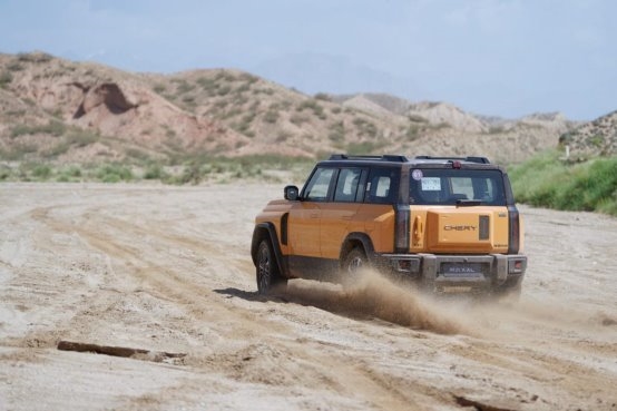 12万以内新能源汽车优选！风云X3L解锁方盒子车型推荐新标杆(图2)