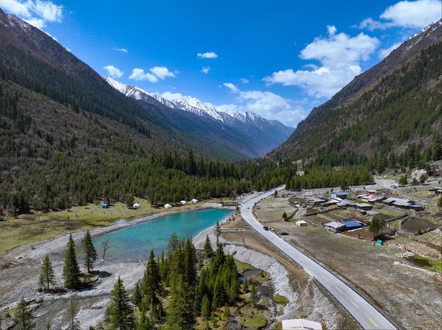 九游体育：四川为什么盛产网红路？丨省情研究所(图4)