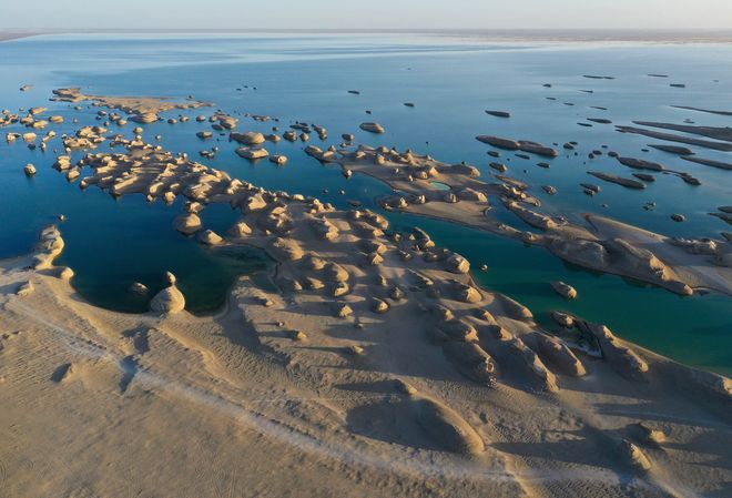 青甘大环线天自驾游必去景点西宁到敦煌七日游路线加油站位置(图4)