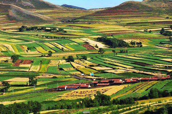 中国第一条因为收费走红的自驾游公路(图4)