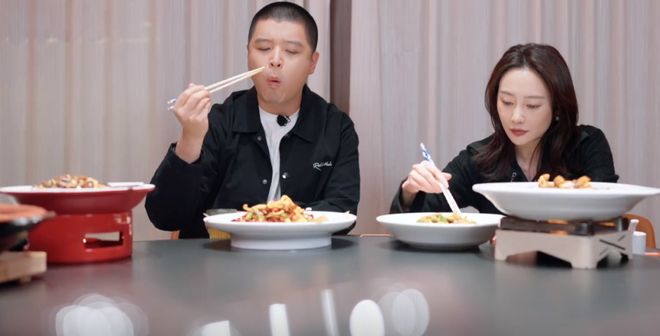 马頔李纯去天津自驾游开13万的车2人吃6菜还打包勤俭持家(图5)