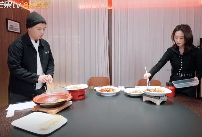 马頔李纯去天津自驾游开13万的车2人吃6菜还打包勤俭持家(图6)