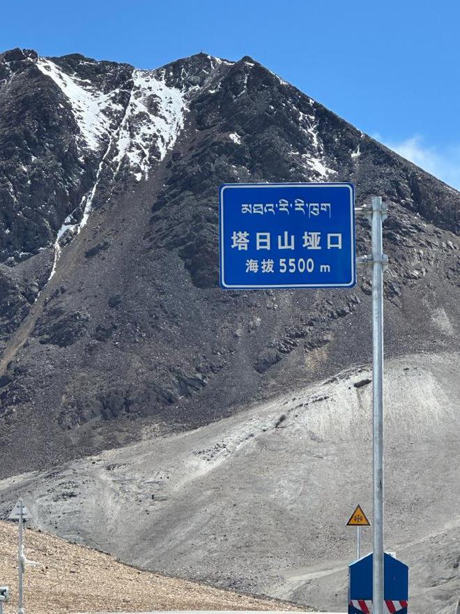 九游app：国内10大自驾路线条适合休闲越野穿越！(图8)