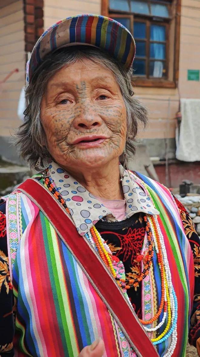 九游app：国内10大自驾路线条适合休闲越野穿越！(图33)