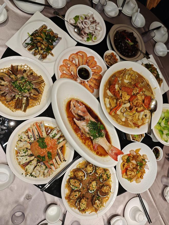 2026年日照自驾游：停车超方便的海鲜店居然在这里(图1)